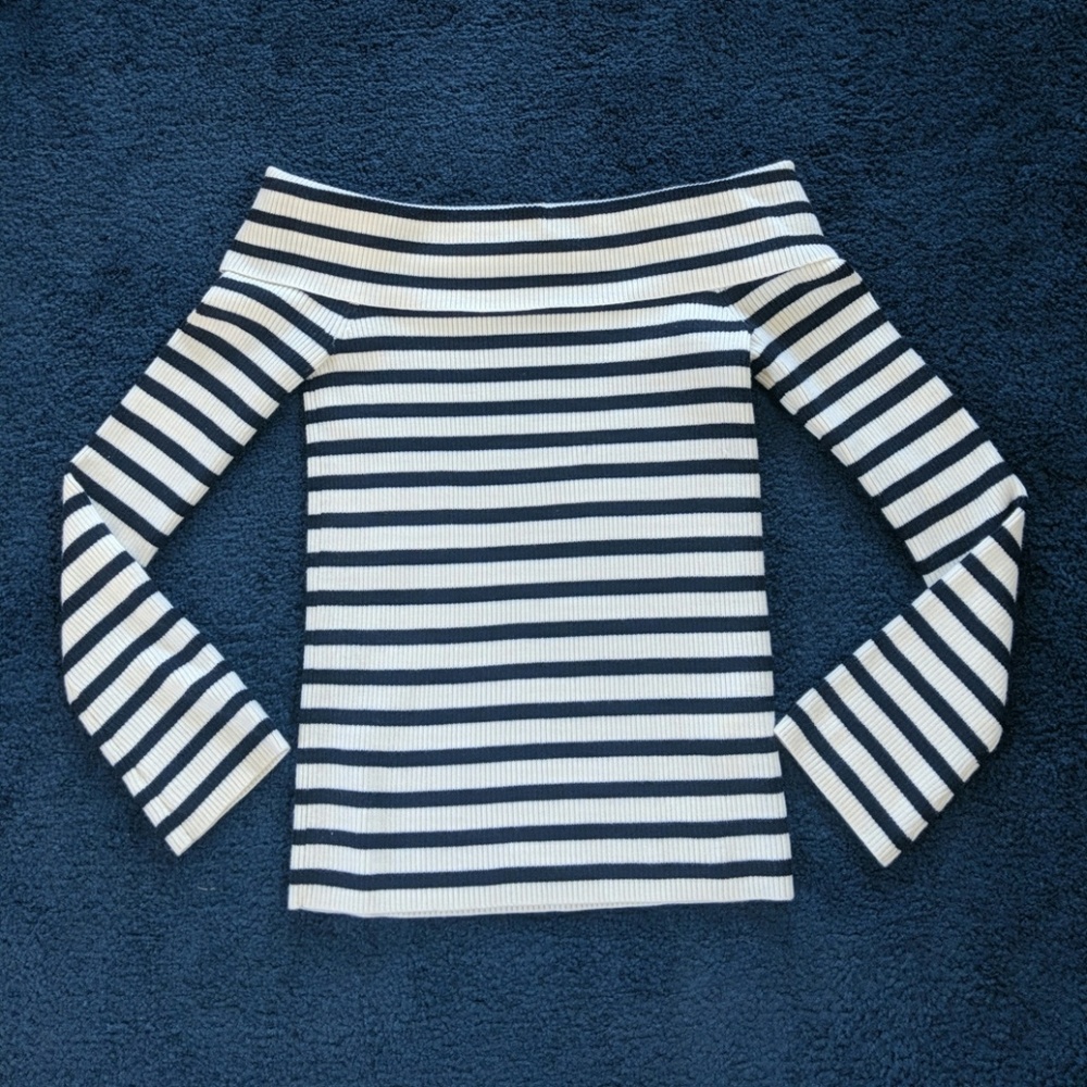 Club Monaco off shoulder sweater small